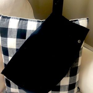 Lululemon Black Wunder Under